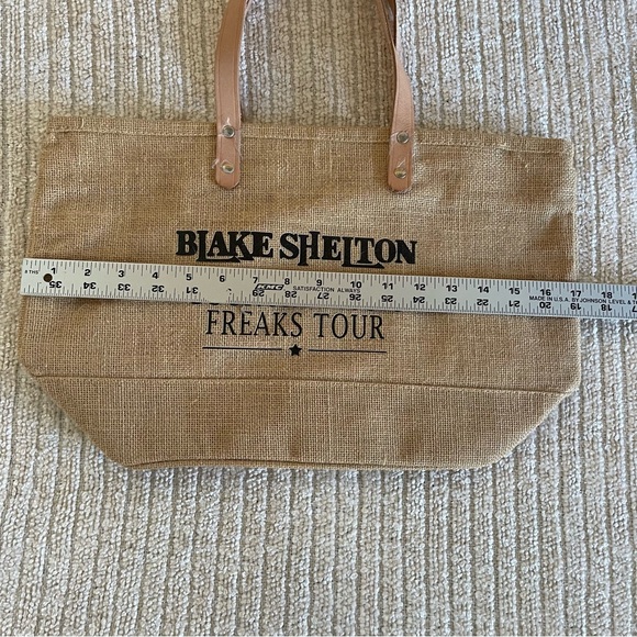 Blake Shelton Country music freaks tour Burlap tote - Picture 6 of 6
